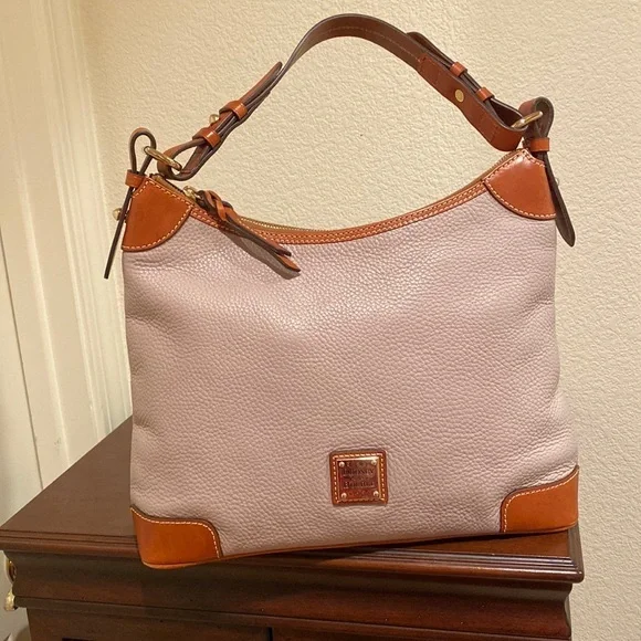 Dooney and Burke pebble leather bag - Picture 2 of 6